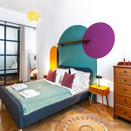Eclectic Downtown On Kiraly Street, Calm And