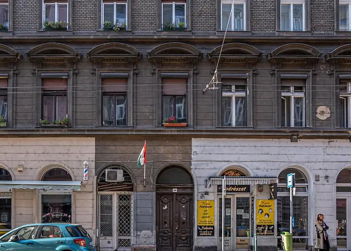 Appartement Eclectic Downtown On Kiraly Street, Calm And Budapest